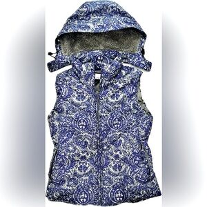 Patagonia blue and grey women’s hoodie vest